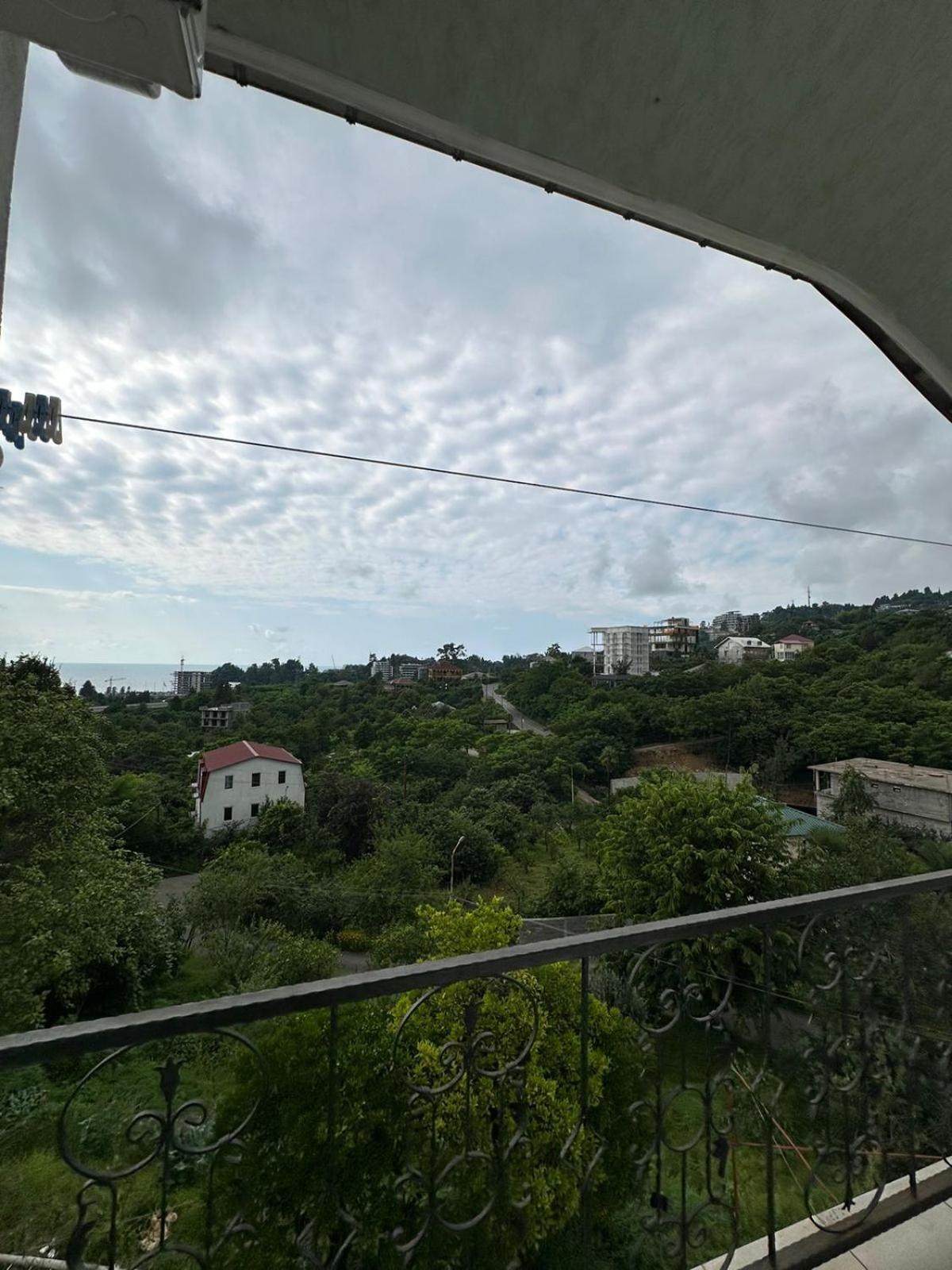 Гостевой дом Shamil House Махинджаури Экстерьер фото