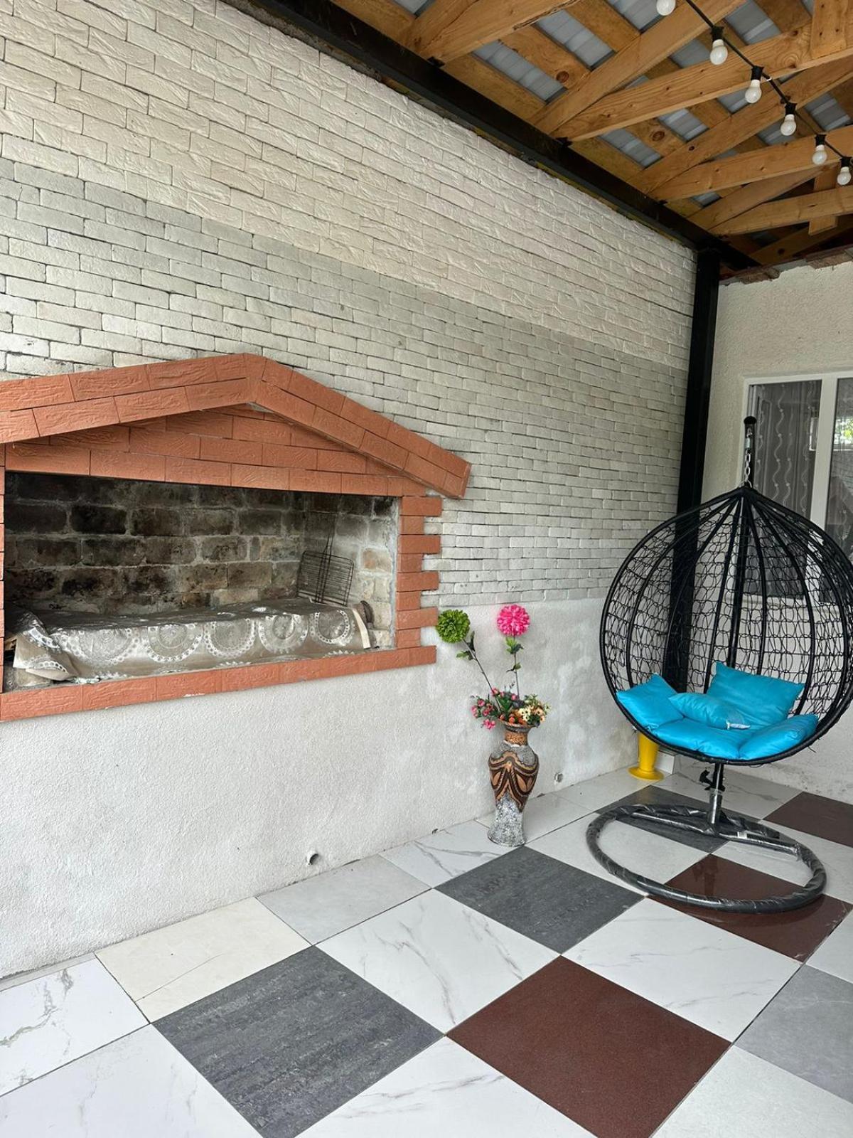 Гостевой дом Shamil House Махинджаури Экстерьер фото